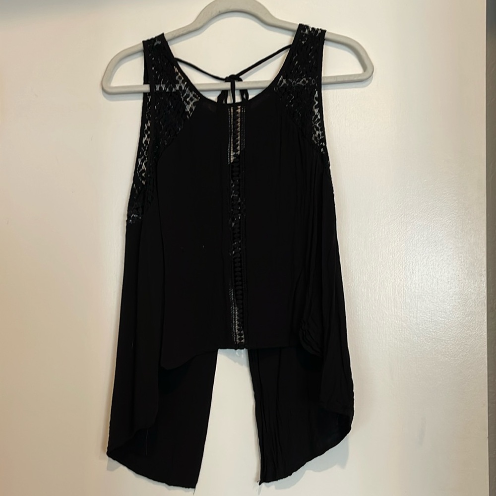 LuLu’s cut out blouse with open back